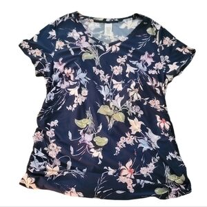 Time and Tru maternity top